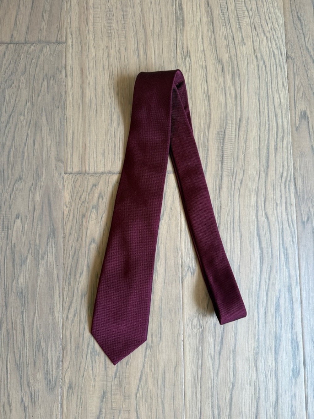 Saks Fifth Avenue Men's Solid Maroon Tie